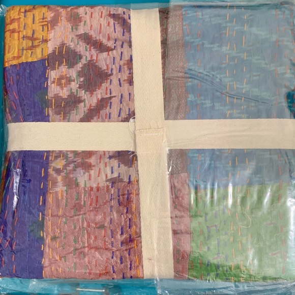 NIB Handmade Kantha Quilt with Vibrant Colors - Picture 2 of 2